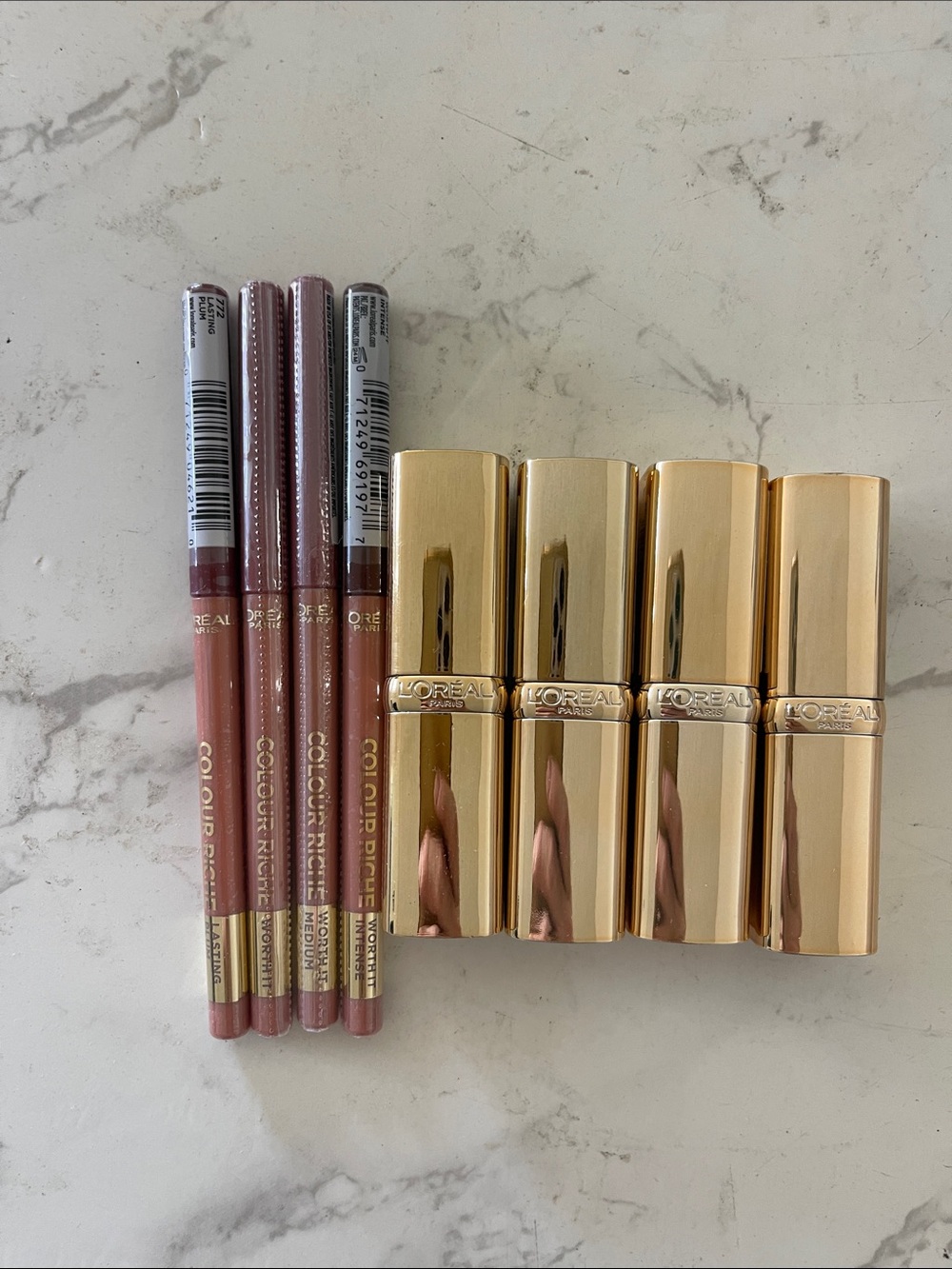 L'Oreal Nude Pink Lipstick Set with Matching Lip Liners